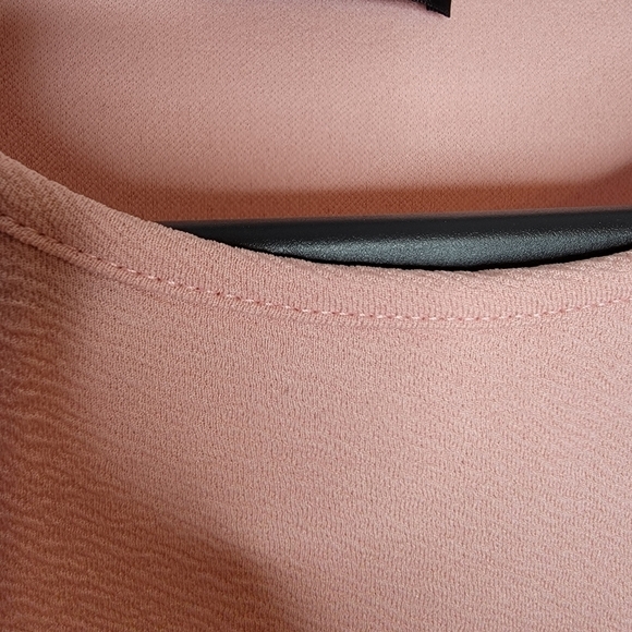 SHEIN Self Belted Dip Hem Top - Picture 10 of 15